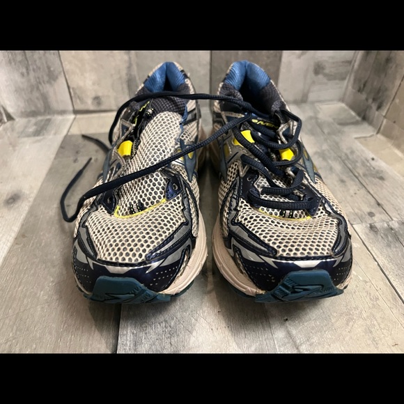 Brooks womens running shoe size 8.5 - Picture 6 of 7